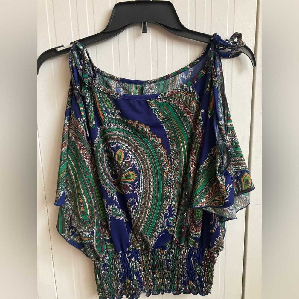 Formal Top Open Sleeve Paisley Pattern